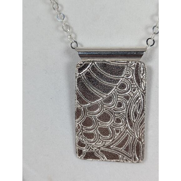 Sterling silver hand etched pendant 1.75 "x 1 1/8"SF chain 18" Signed - Picture 3 of 12